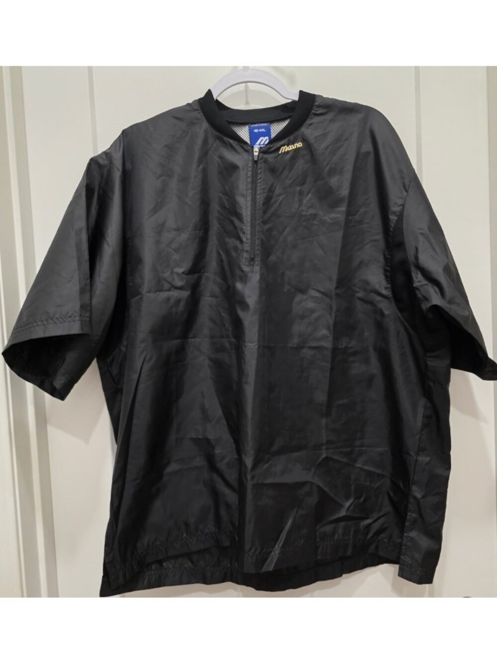 Mizuno Teamwear Black Short Sleeve Sports Vented Pullover 1/4 Zip - L